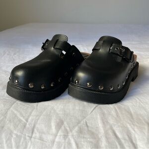 Dior calfskin diorquake buckle clogs